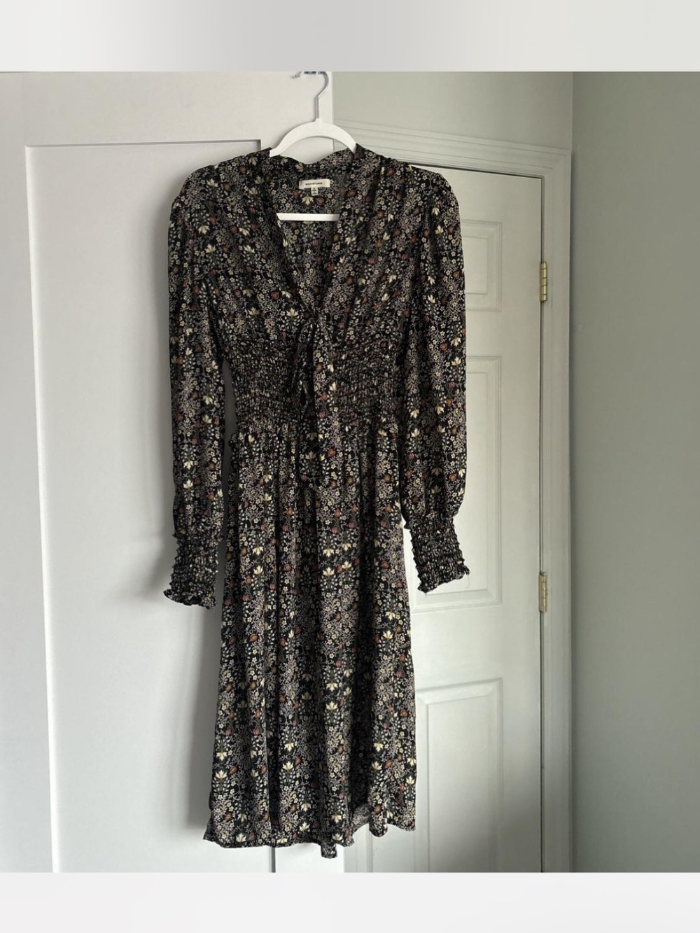 Max studio midi dress floral and figs ruched waist tie front